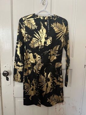 JENA.THEO Black & Gold Long Sleeve Dress